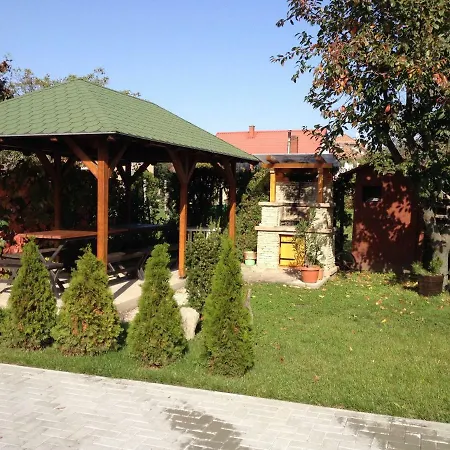 One-bedroom In I 公寓